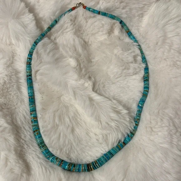Turquoise Beaded Necklace - Picture 3 of 3